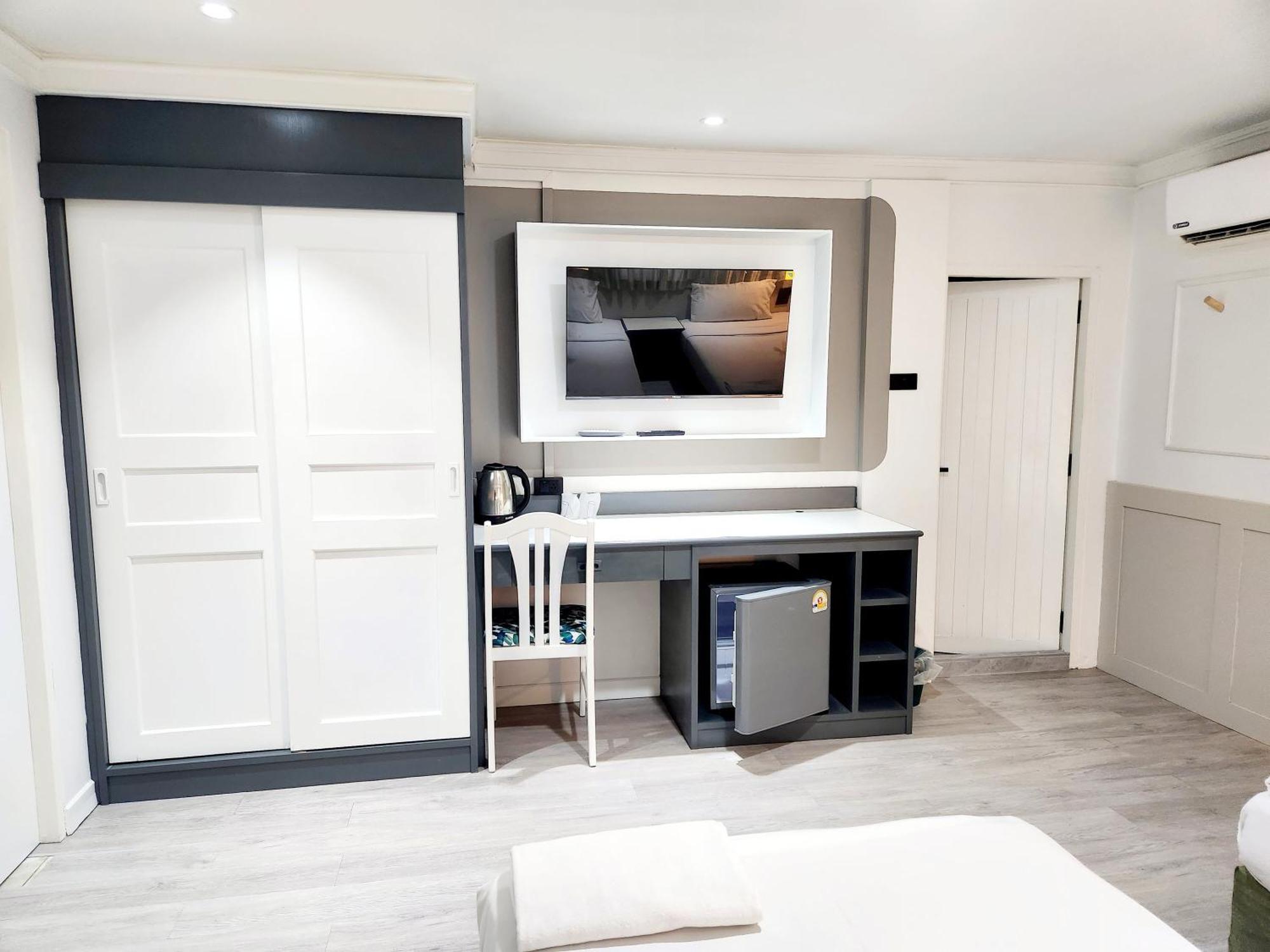 Seatel Phuket, Patong Beach Ngoại thất bức ảnh