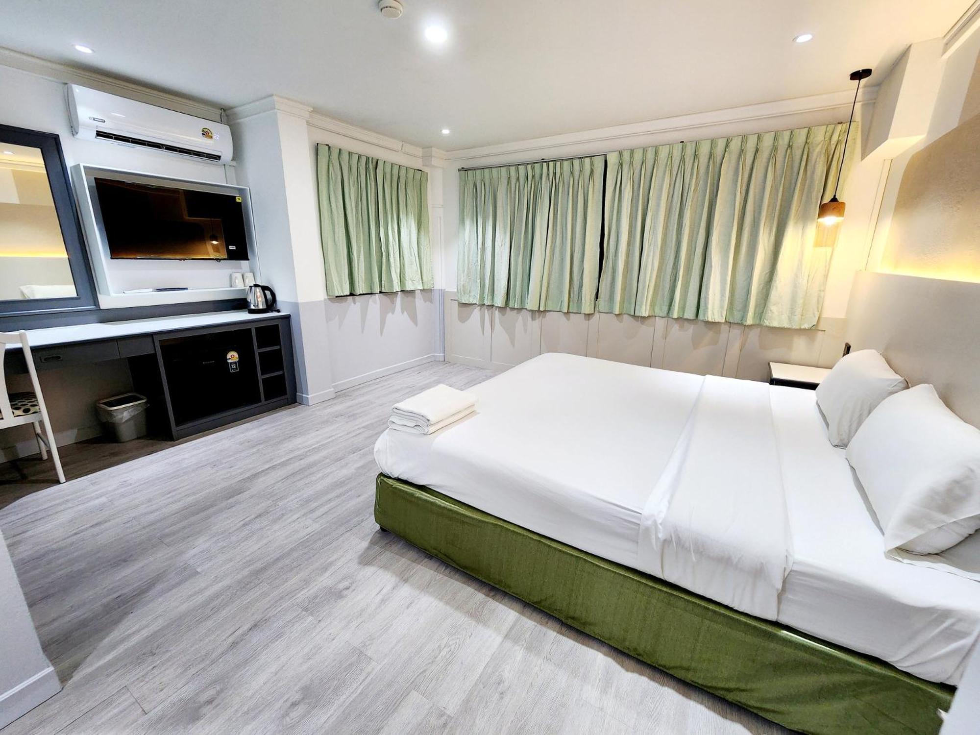 Seatel Phuket, Patong Beach Ngoại thất bức ảnh