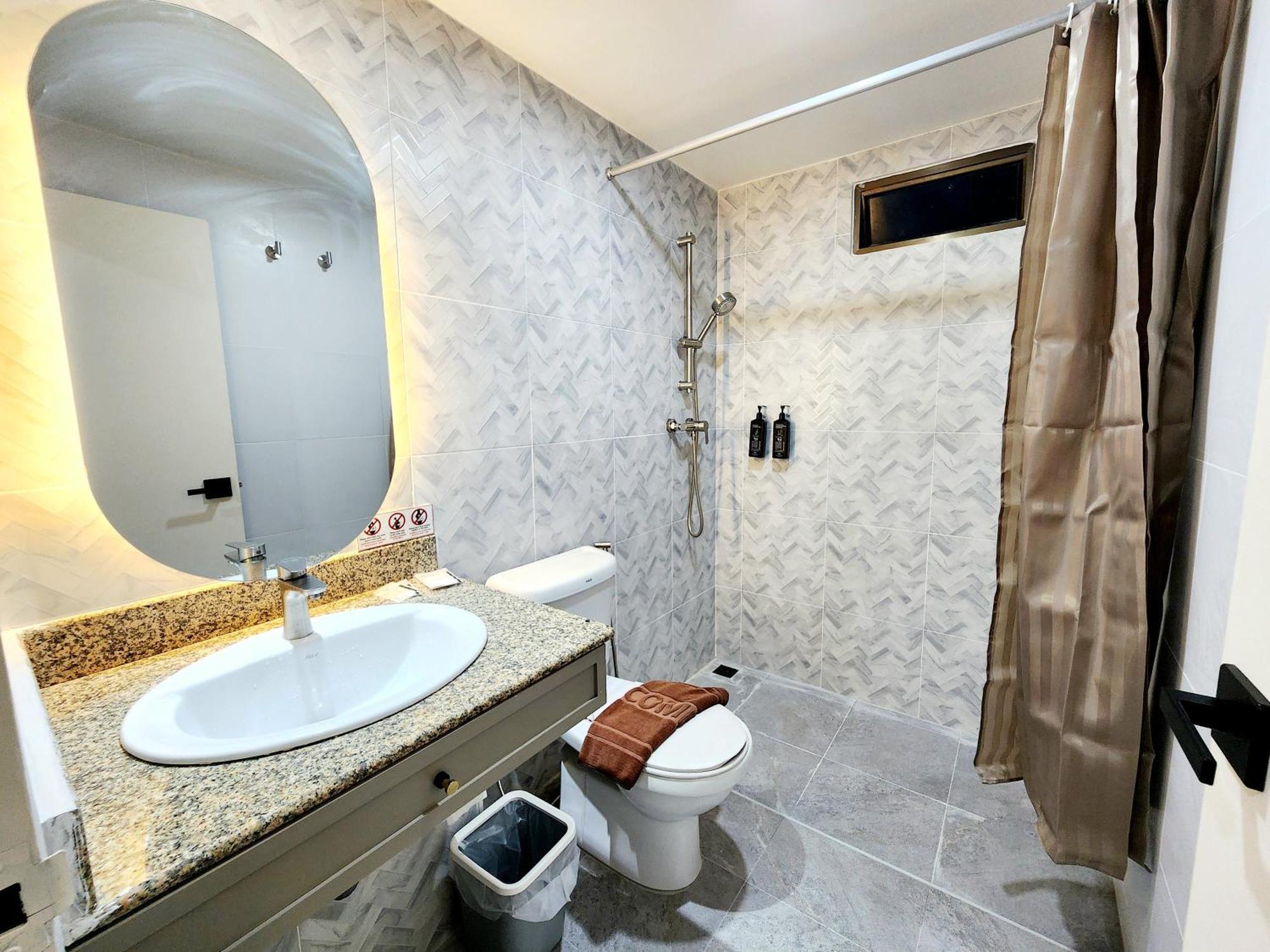 Seatel Phuket, Patong Beach Ngoại thất bức ảnh